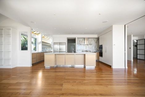 Photo of property in 32 Selwyn Avenue, Mission Bay, Auckland, 1071