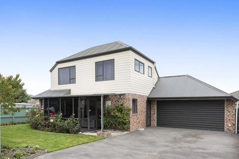 Photo of property in 2/17 Cunningham Place, Halswell, Christchurch, 8025