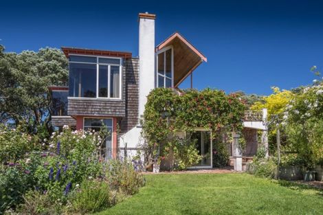 Photo of property in 128a Vauxhall Road, Narrow Neck, Auckland, 0624