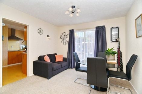 Photo of property in 2/11 Ludecke Place, Sockburn, Christchurch, 8042