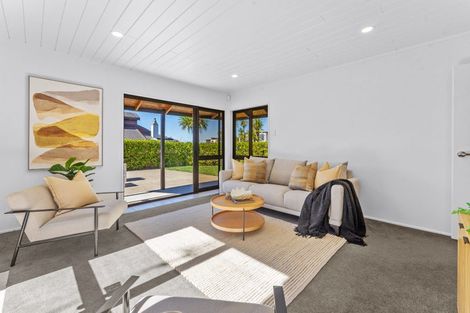 Photo of property in 1/14 Marama Street, Castor Bay, Auckland, 0620