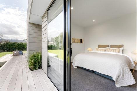 Photo of property in 2 Shearwater Lane, Point Wells, 0986