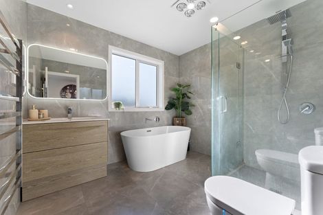 Photo of property in 24 Glendene Avenue, Glendene, Auckland, 0602