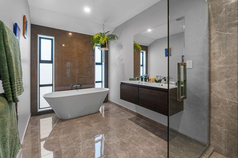 Photo of property in 5 Guinea Drive, Prebbleton, 7604