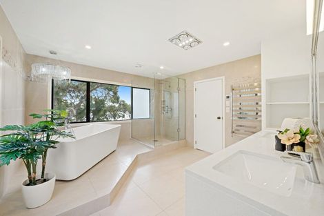 Photo of property in 38 Venus Place, Half Moon Bay, Auckland, 2012