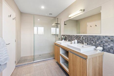 Photo of property in 41 Abby Close, Pukekohe, 2120