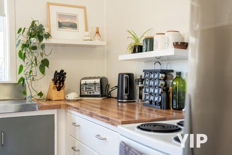 Photo of property in 38 Beauchamp Street, Tawa, Wellington, 5028