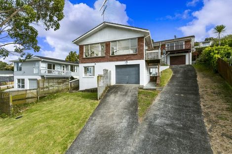 Photo of property in 1/7 Keldale Place, Forrest Hill, Auckland, 0620