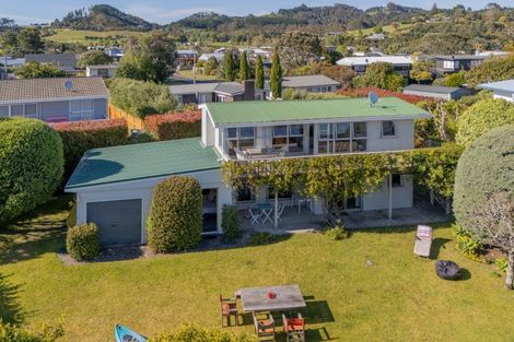 Photo of property in 14 Endeavour Place, Cooks Beach, Whitianga, 3591