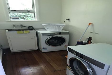 Photo of property in 19 Romney Square, Tawa, Wellington, 5028