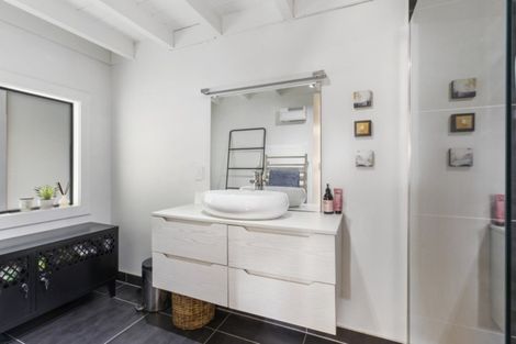 Photo of property in 350 Clifton Road, Whitford, Howick, 2571