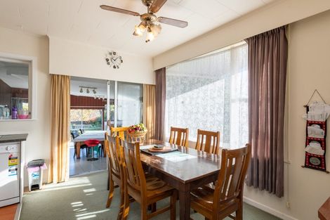 Photo of property in 41 Aorangi Road, Paraparaumu, 5032