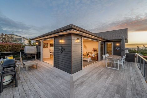 Photo of property in 126d Sandspit Road, Shelly Park, Auckland, 2014