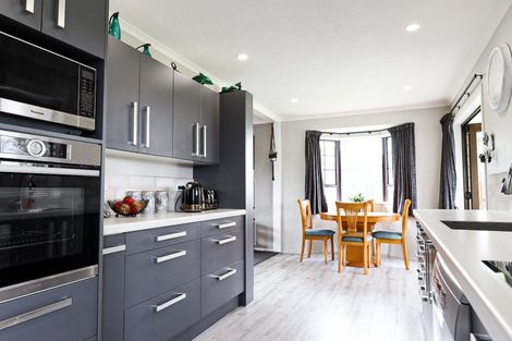 Photo of property in 4 Guinane Street, Dannevirke, 4930