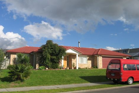 Photo of property in 8 Annamoe Place, East Tamaki, Auckland, 2013