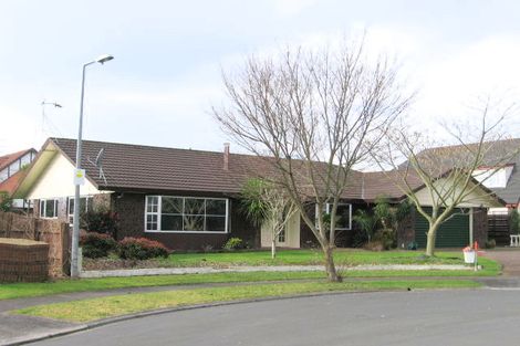 Photo of property in 21 Burn-murdoch Street, St Andrews, Hamilton, 3200