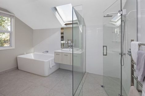 Photo of property in 13 Crichton Terrace, Cashmere, Christchurch, 8022