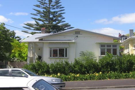 Photo of property in 7 Empire Road, Devonport, Auckland, 0624