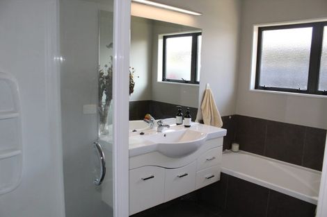 Photo of property in 603 Ferguson Street, Terrace End, Palmerston North, 4410