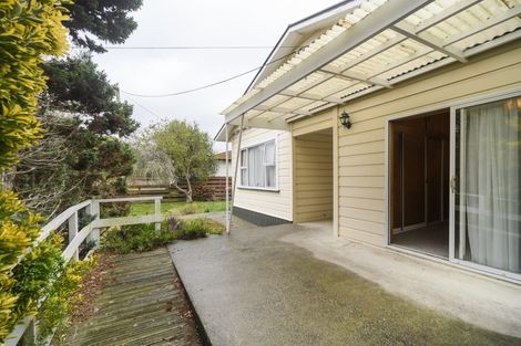 Photo of property in 46 Bridge Street, Bulls, 4818