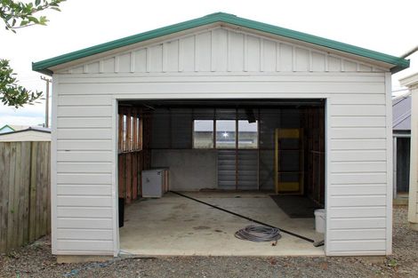 Photo of property in 10 Stanley Street, Dannevirke, 4930