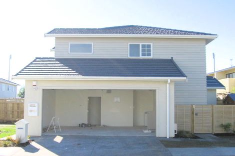 Photo of property in 44 Mulvaney Crescent, Henderson, Auckland, 0612