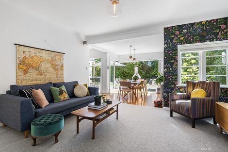 Photo of property in 52 Box Hill, Khandallah, Wellington, 6035