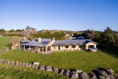 Photo of property in 67 Wilson Road, Urenui, 4375