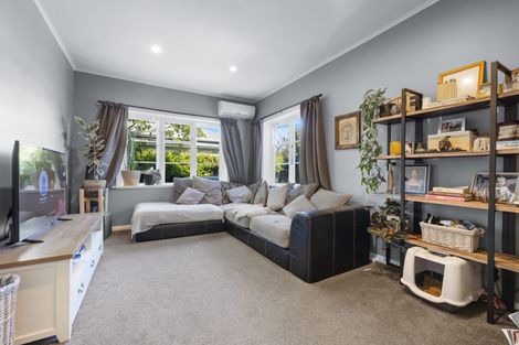 Photo of property in 18a Hay Street, Bromley, Christchurch, 8062