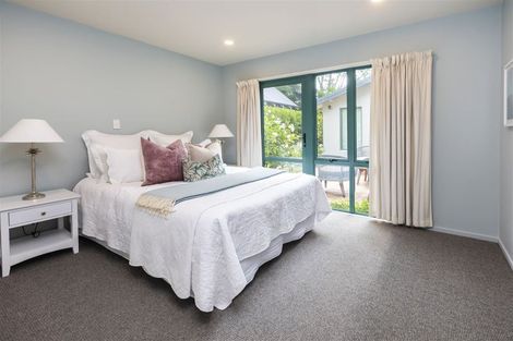 Photo of property in 16 Ngahere Street, Fendalton, Christchurch, 8041