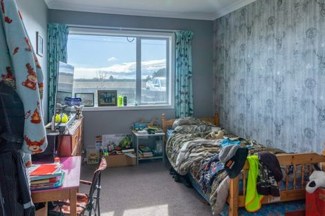 Photo of property in 79 Gerrard Road, Winton, 9783