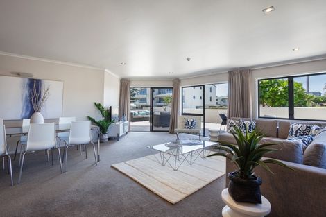 Photo of property in 210/178 Marine Parade, Mount Maunganui, 3116