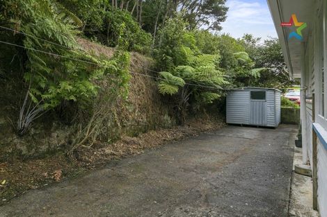 Photo of property in 165 Wellington Road, Wainuiomata, Lower Hutt, 5014