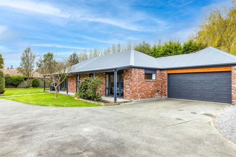 Photo of property in 2 Raymond Orr Meadows, Rangiora, 7400