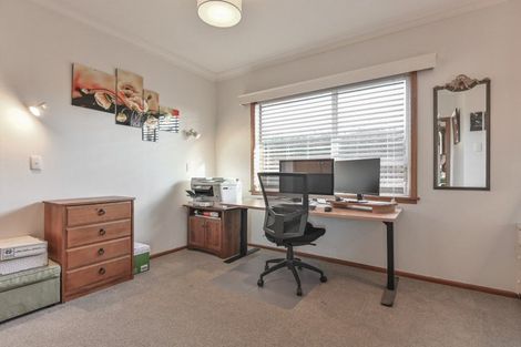 Photo of property in 305 Frimley Avenue, Frimley, Hastings, 4120