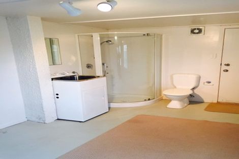 Photo of property in 61 Mellons Bay Road, Mellons Bay, Auckland, 2014