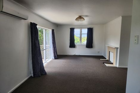Photo of property in 8 Nutsey Avenue, Northcote, Auckland, 0627