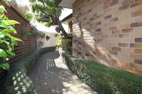 Photo of property in 4/28 Te Aute Road, Havelock North, 4130