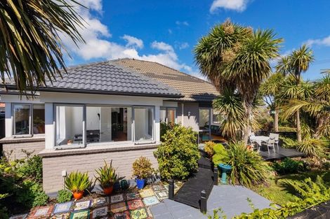 Photo of property in 2a Tyburnia Avenue, Mount Albert, Auckland, 1025