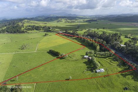 Photo of property in 413 Waihue Road, Dargaville, 0372