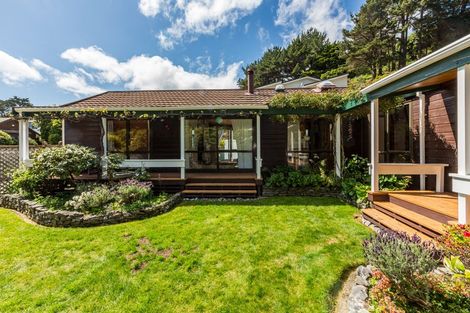 Photo of property in 2 Bosun Terrace, Whitby, Porirua, 5024