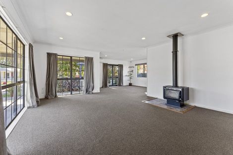 Photo of property in 23 Charles Cross Street, Longburn, Palmerston North, 4412