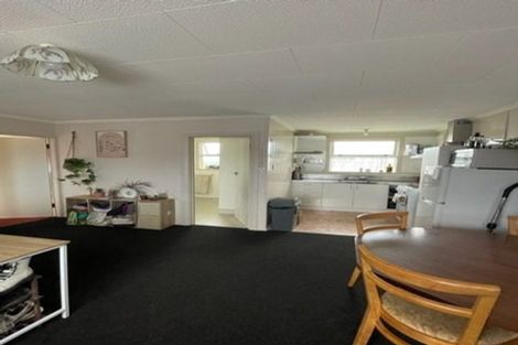 Photo of property in 48 Peel Street, Westport, 7825