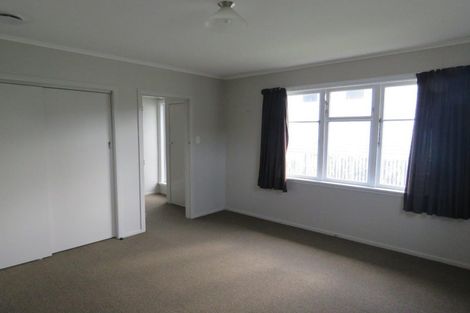 Photo of property in 235 Tukapa Street, Westown, New Plymouth, 4310