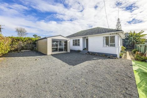 Photo of property in 24 Birdwood Road, Pukekohe, 2120