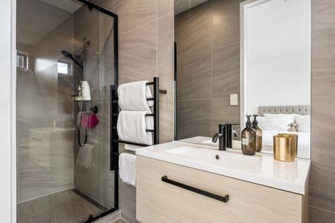 Photo of property in 10 Amber Court, Stonefields, Auckland, 1072