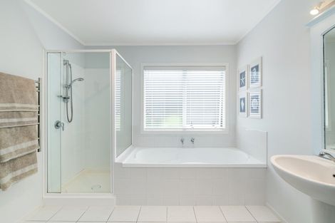 Photo of property in 11 Nautilus Drive, Papamoa Beach, Papamoa, 3118