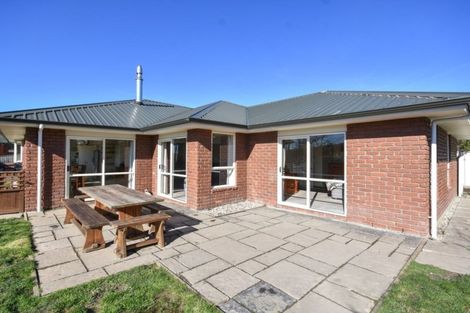 Photo of property in 4 Walton Park Avenue, Fairfield, Dunedin, 9018