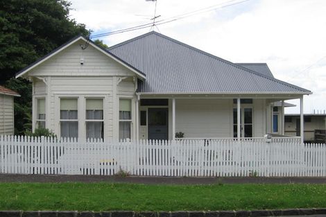 Photo of property in 51 Esplanade Road, Mount Eden, Auckland, 1024