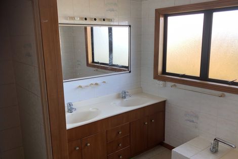 Photo of property in 4 Marco Polo Avenue, Lynfield, Auckland, 1042